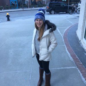 Meet your Posher, Helen